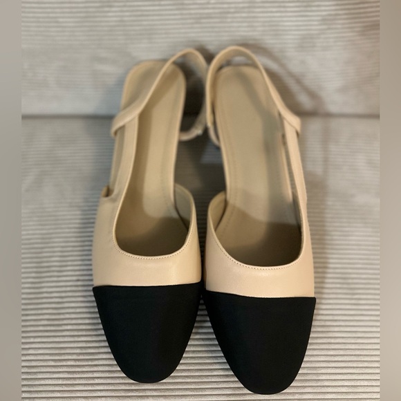 NEW Elegant Cream and Black Slingback Heels - size 12 (EU 44) - Picture 6 of 8